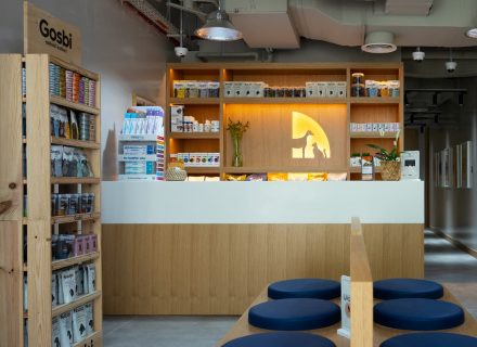 Vet clinic reception